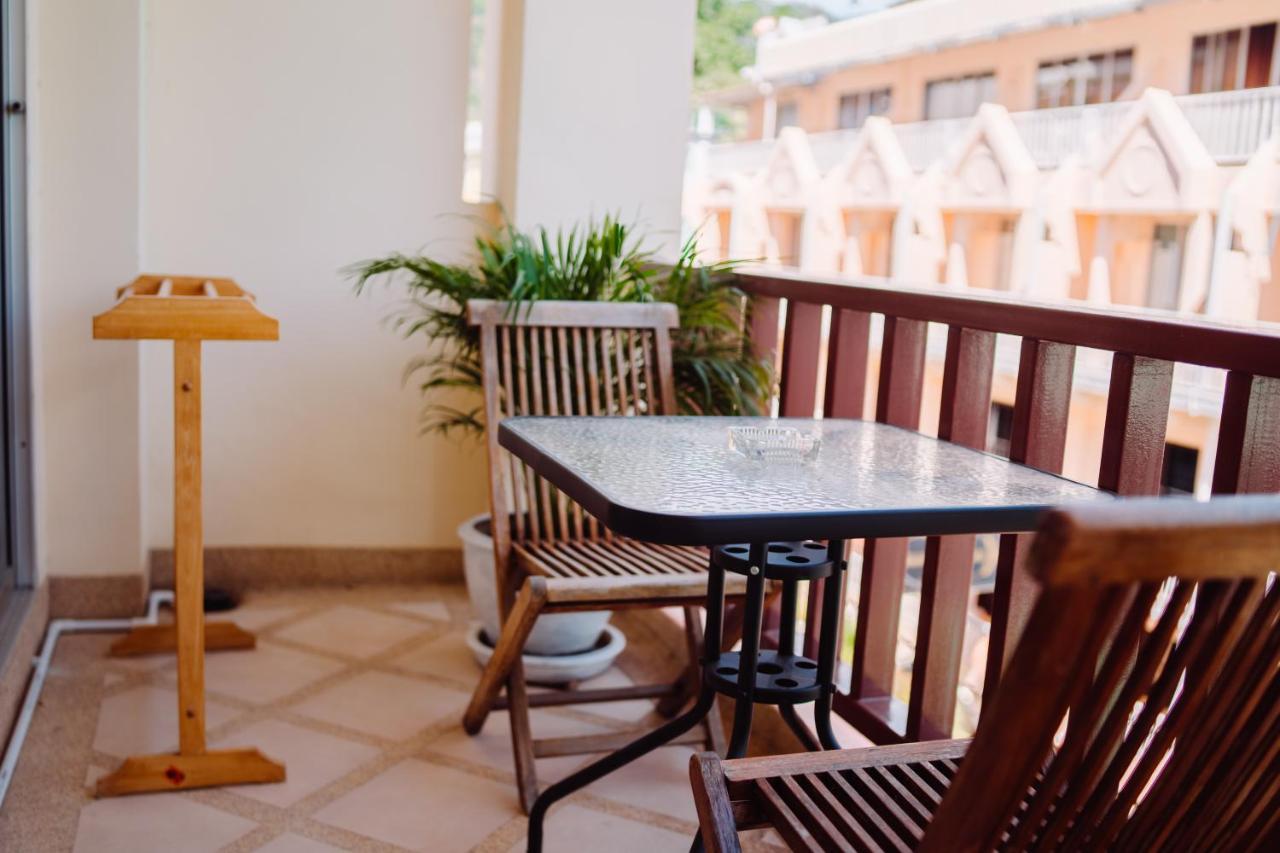 Patong Beach Side Hotel エクステリア 写真