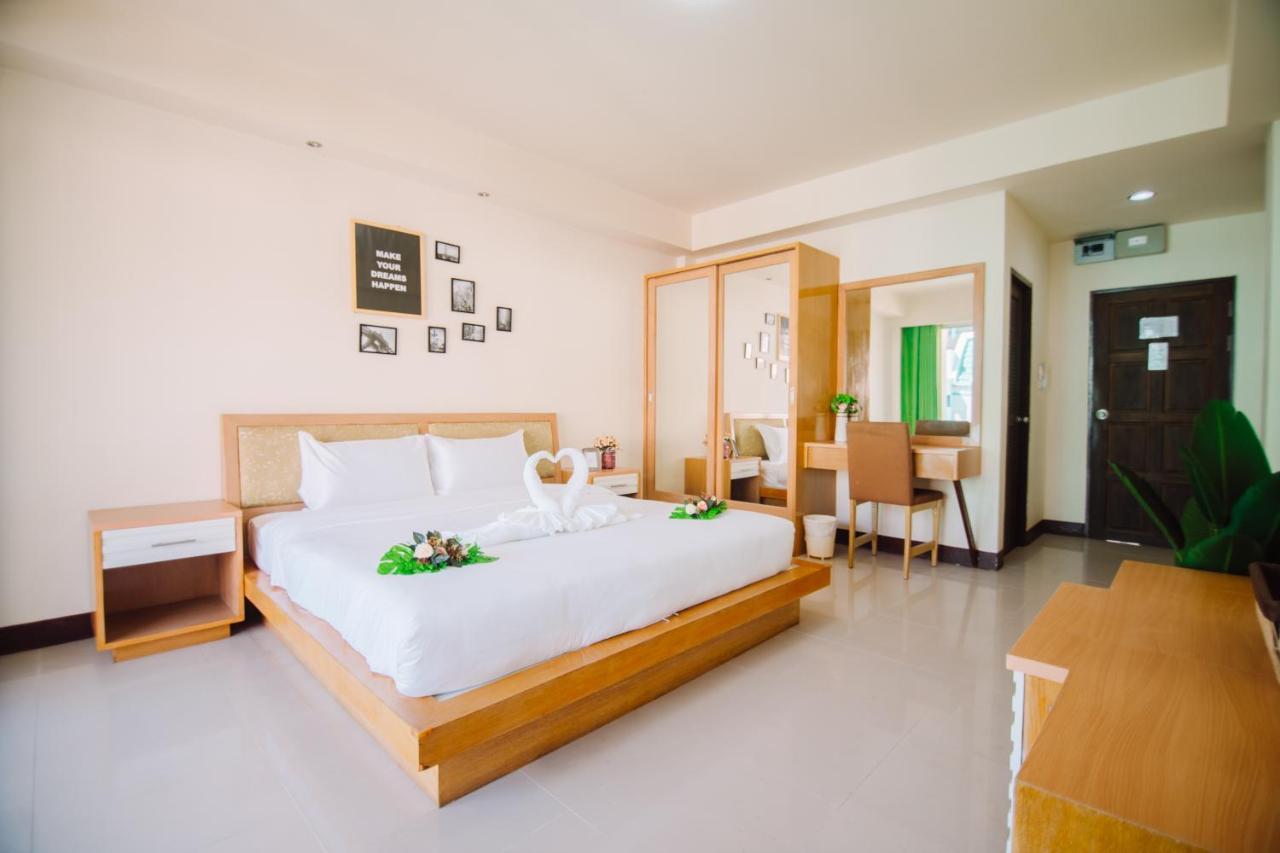 Patong Beach Side Hotel エクステリア 写真